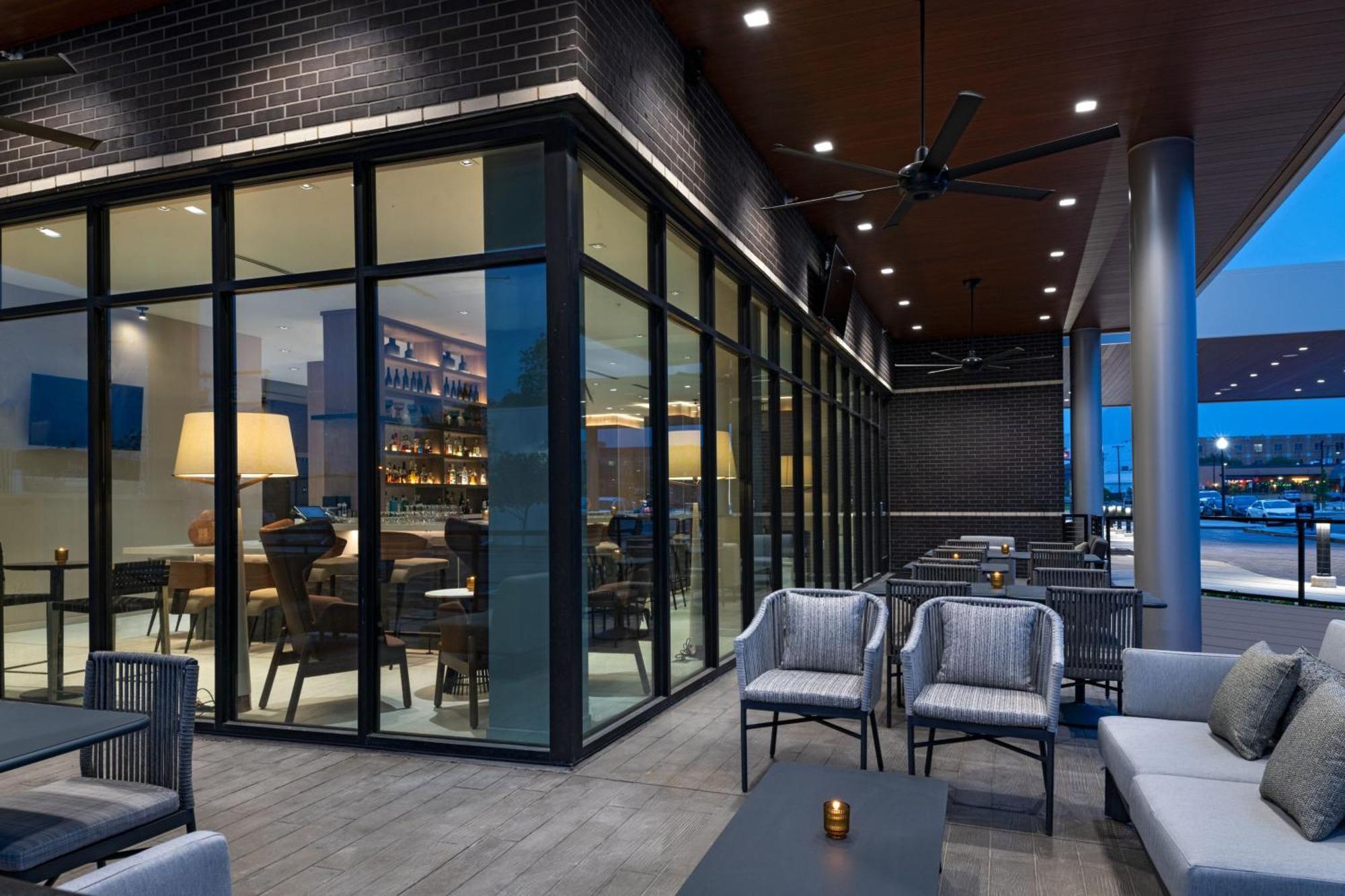 Ac Hotel By Marriott Waco Downtown Εξωτερικό φωτογραφία